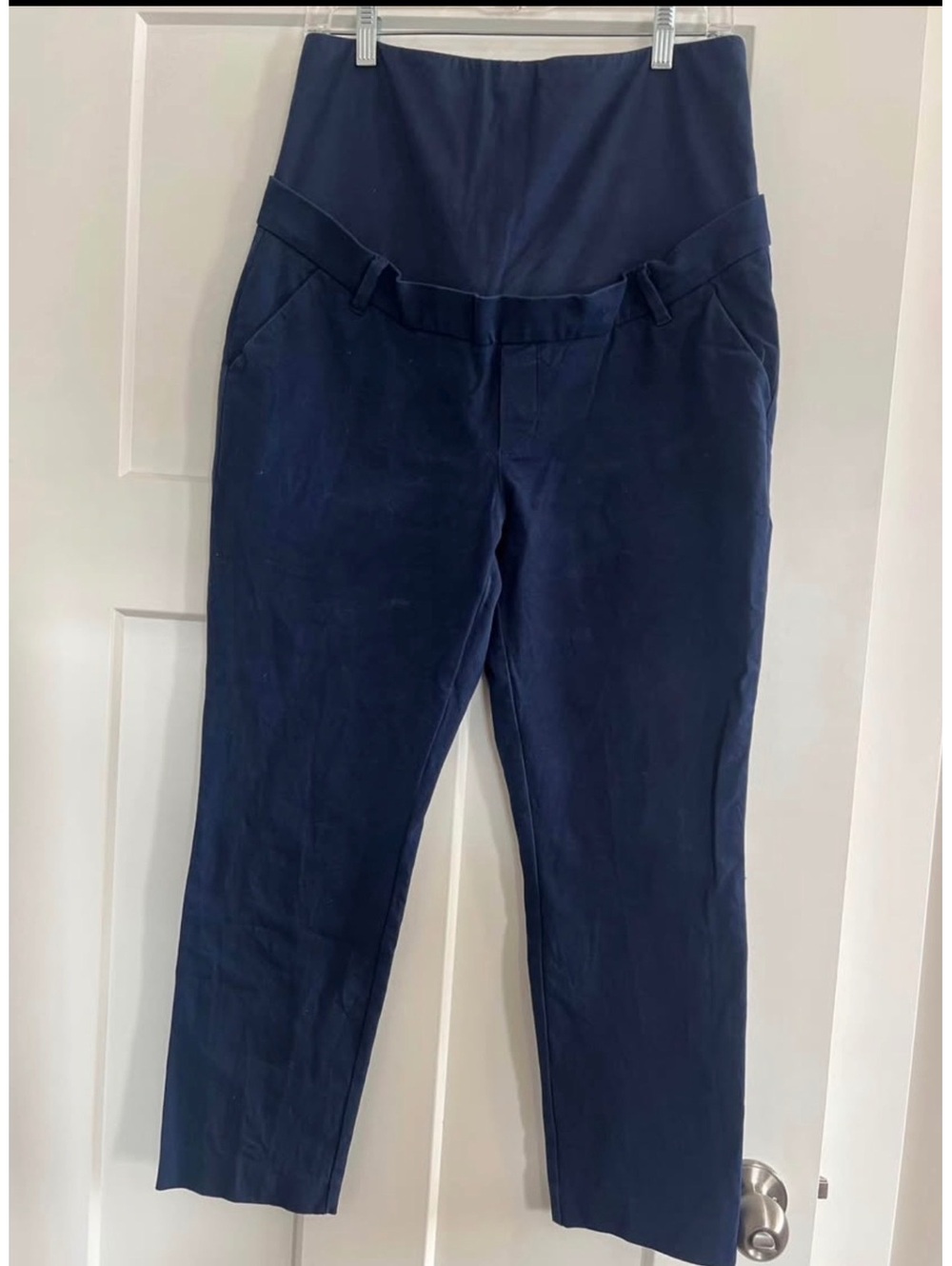 GAP Maternity Slim Ankle Capri Pants - Size 10